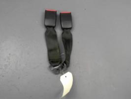 Attache ceinture arriere gauche