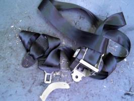Ceinture arriere droit