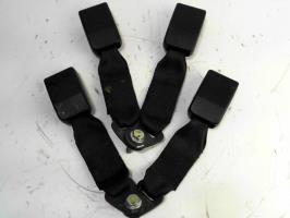 Attache ceinture arriere gauche