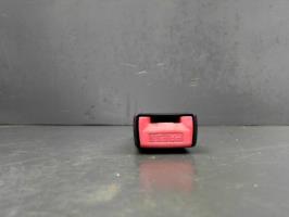 Attache ceinture arriere gauche