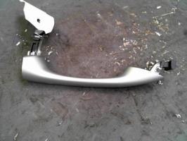 Poignee porte arriere gauche
