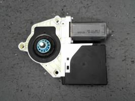 Moteur leve vitre avant gauche