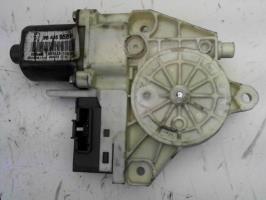 Moteur leve vitre arriere gauche