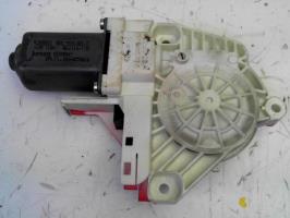 Moteur leve vitre avant gauche