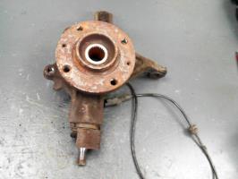 Fusee avant gauche