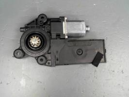 Moteur leve vitre avant gauche