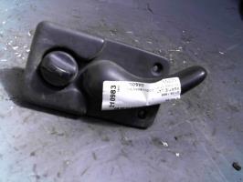 Poignee interieur porte laterale droite