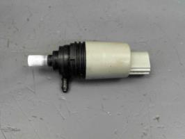 Pompe lave glace avant