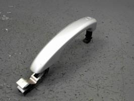 Poignee porte avant droit