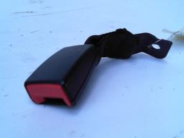 Attache ceinture arriere gauche