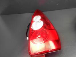Feu arriere principal droit (feux)