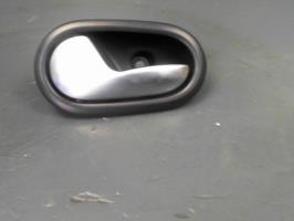 Poignee interieur arriere gauche