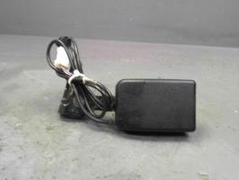 Attache ceinture arriere gauche