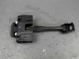Tirant de porte avant droit