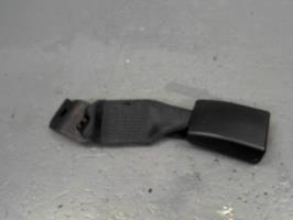 Attache ceinture arriere gauche