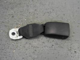 Attache ceinture arriere gauche