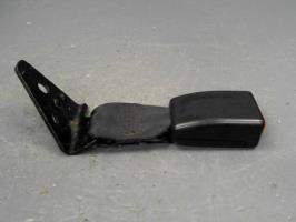 Attache ceinture arriere gauche
