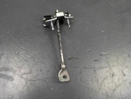 Tirant de porte avant droit