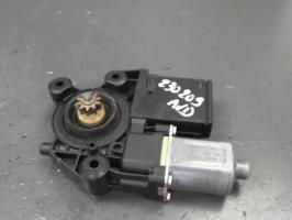 Leve vitre electrique avant droit