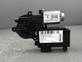 Moteur leve vitre avant droit