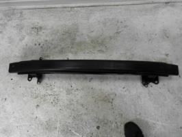 Renfort pare choc avant (traverse)