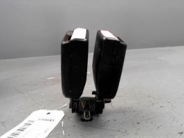Attache ceinture arriere gauche