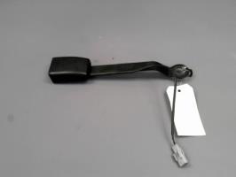 Attache ceinture avant droit