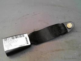 Attache ceinture arriere droit