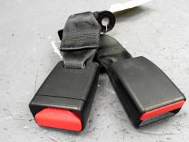 Attache ceinture arriere droit
