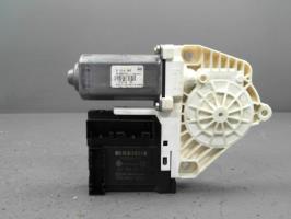 Moteur leve vitre avant droit