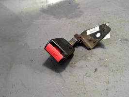 Attache ceinture arriere droit