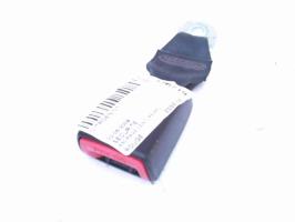 Attache ceinture arriere droit