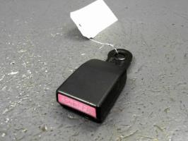 Attache ceinture arriere droit