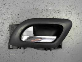 Poignee interieur avant gauche