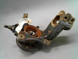 Fusee avant gauche
