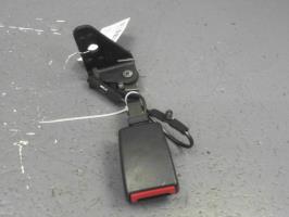 Attache ceinture arriere droit