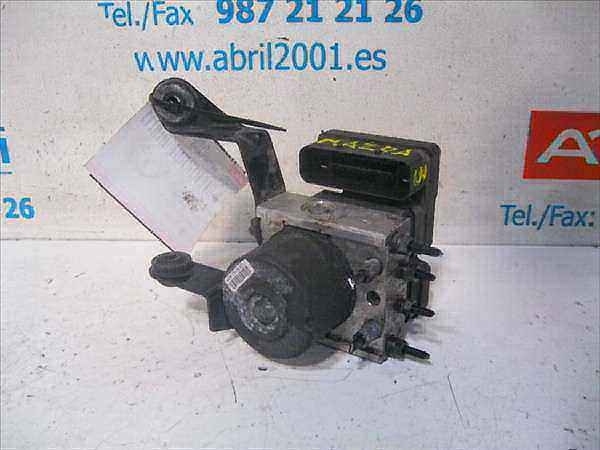 Bloc ABS (freins anti-blocage) Mazda 3 Berlina (BK) 1.6 DI Turbo  - 1
