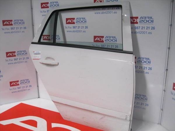 Puerta trasera derecha Opel Astra H Caravan 1.9 CDTI  - 1
