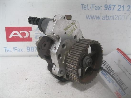 Pompe à injection Nissan Primera Berlina (P12) 1.9 dCi  - 1