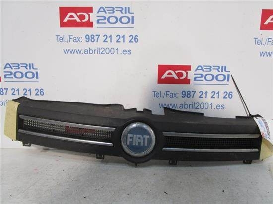 Calandre Fiat II Panda (169) 1.3 D Multijet 4x4  - 1