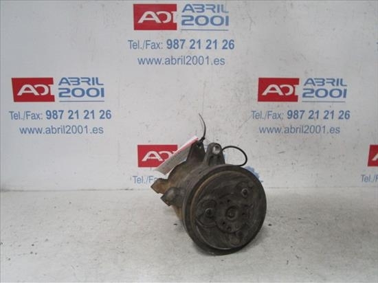 Compresseur clim Nissan Terrano II (R20) 2.7 TD 4WD  - 1