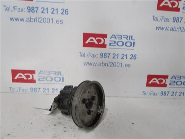 Pompe de direction Audi A6 Berlina (4B2) 2.5 TDI  - 1