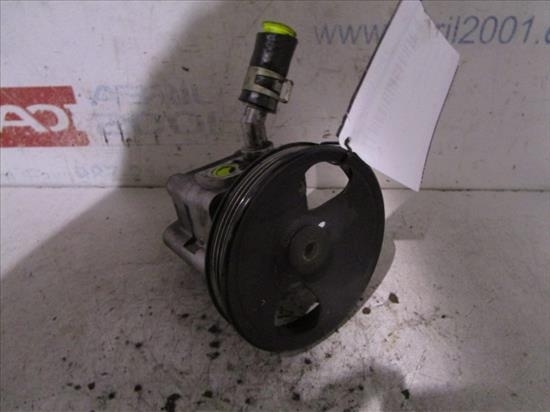 Pompe de direction Nissan Primera Berlina (P12) 1.8  - 1