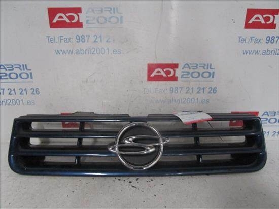 Calandre Ssangyong Musso 2.9 D  - 1