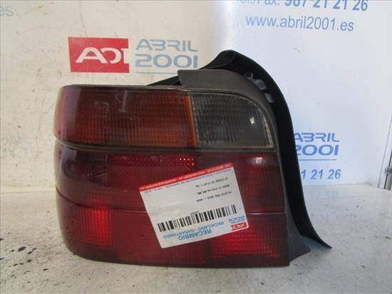 Fanale posteriore principale sinistro (luci) BMW Serie 3 Berlina (E36) 1.7 318tds  - 1