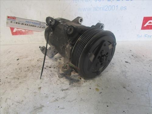 Compresseur clim Peugeot 206 1.4 i  - 1