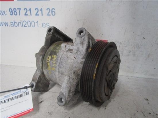 Compresseur clim Nissan Primera Berlina (P11) 1.6 16V  - 1