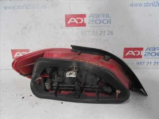 Fanale posteriore principale destro (luci) Peugeot 406 Berlina (S1/S2) 2.2 HDi  - 1