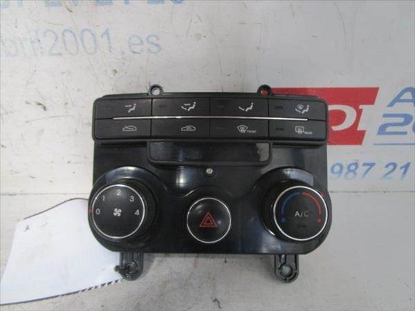 Commande chauffage Hyundai i30 (FD) 1.6 CRDi  - 1