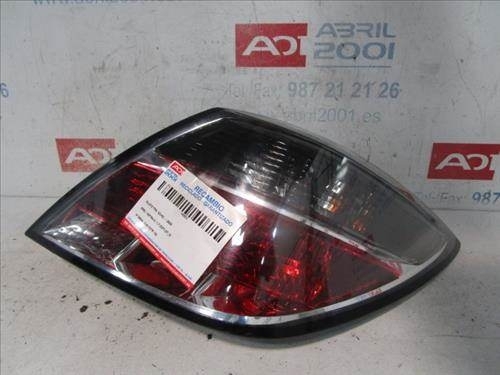 Fanale posteriore principale destro (luci) Opel Astra H Berlina 1.7 CDTI  - 1